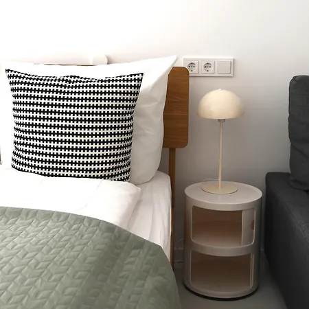 Apartment Nook X Salon - Gallery-apartment In Friedrichshain