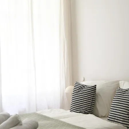 Nook X Salon - Gallery-apartment In Friedrichshain Berlin