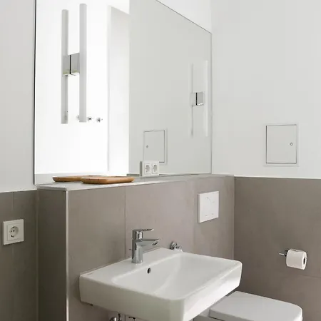 Nook X Salon - Gallery-apartment In Friedrichshain