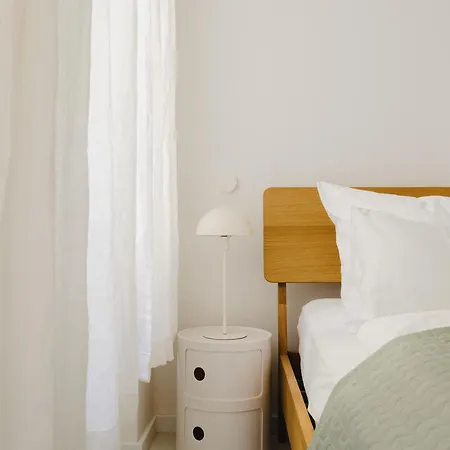 Nook X Salon - Gallery-apartment In Friedrichshain *