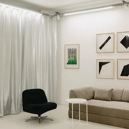 Apartment Nook X Salon - Gallery-apartment In Friedrichshain