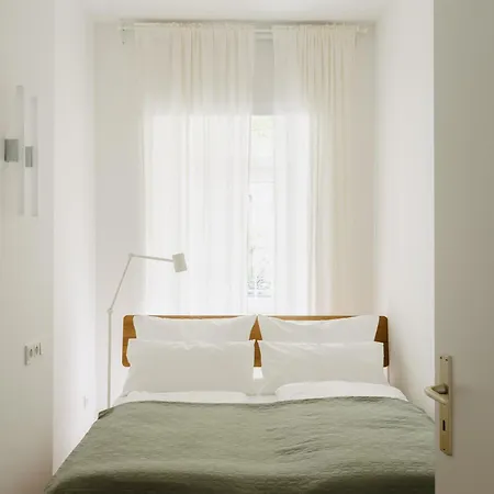 Nook X Salon - Gallery-apartment In Friedrichshain