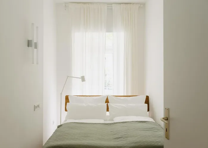 Nook X Salon - Gallery-apartment In Friedrichshain