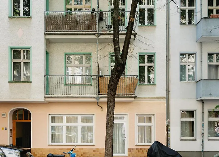 Nook X Salon - Gallery-apartment In Friedrichshain Διαμέρισμα *